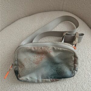 Lululemon Everywhere Belt Bag